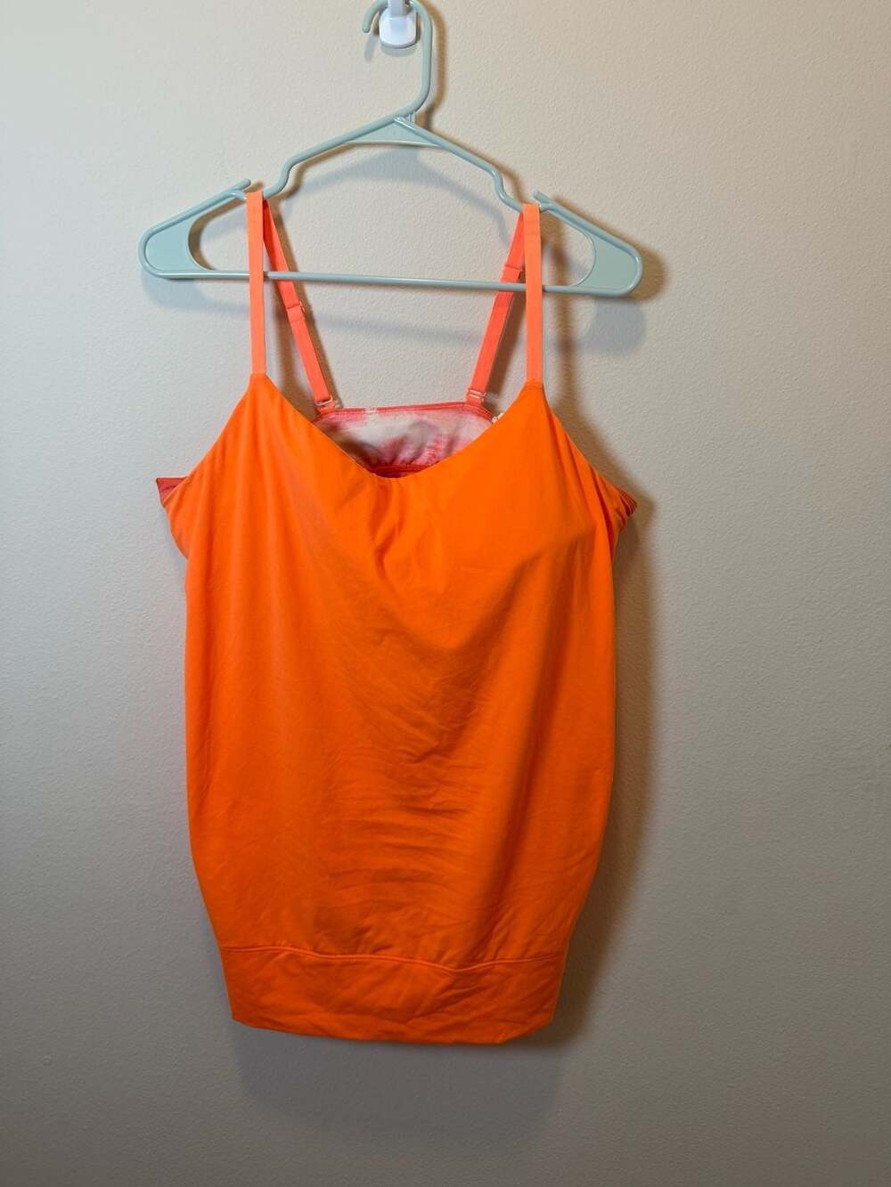 Under Armour Orange Built-In Bra Activewear Tank Top Size LG